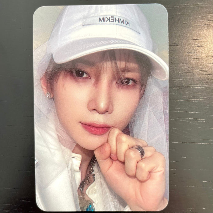 ATEEZ GOLDEN HOUR : Part.5 Who’s Fan Lucky Draw POB Photocard Yeosang