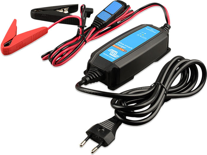 Blue Smart IP65 12 V 10 A Charger