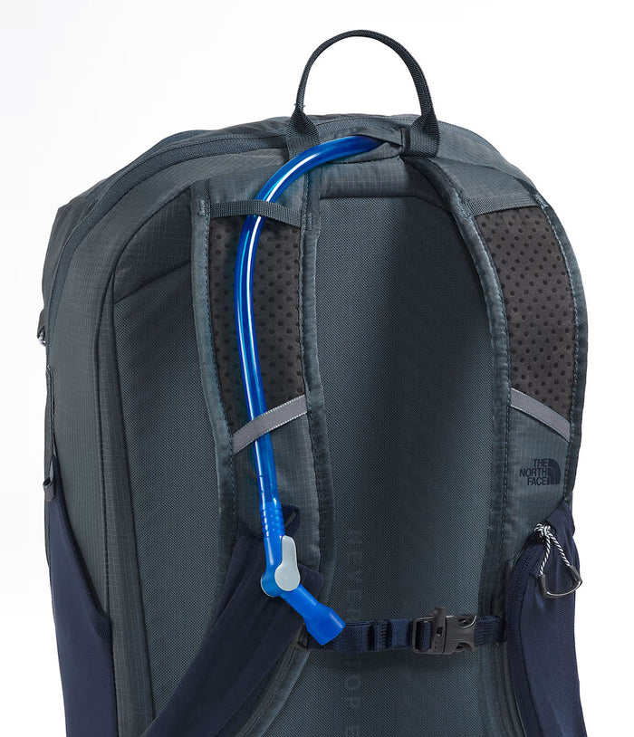 Borealis Hiking Backpack - 26 L