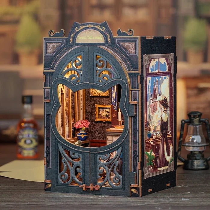 Count Cat's Study – DIY book nook kit, HiNooki (image 1)