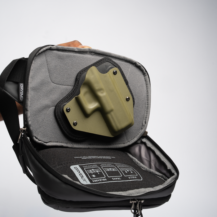 Cross-Body Carry Bag With DRYOUT®