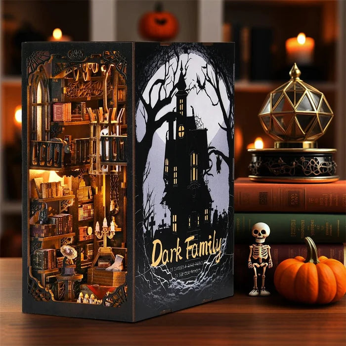 HiNooki - Dark FamilyBook Nook