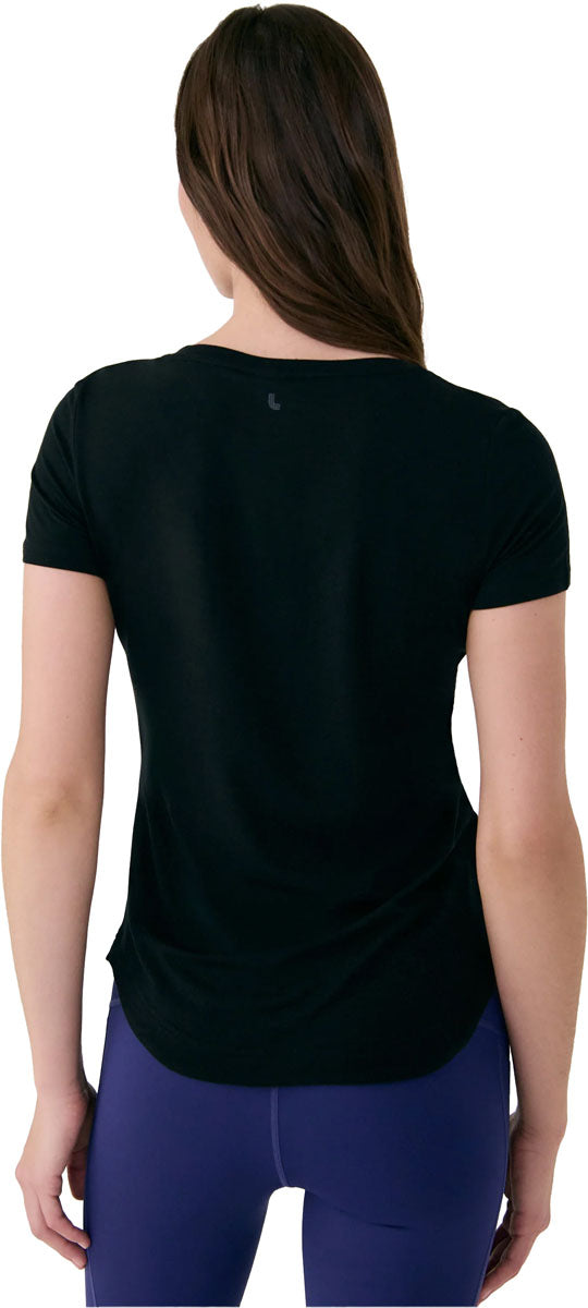 Dynamic T-Shirt - Women's