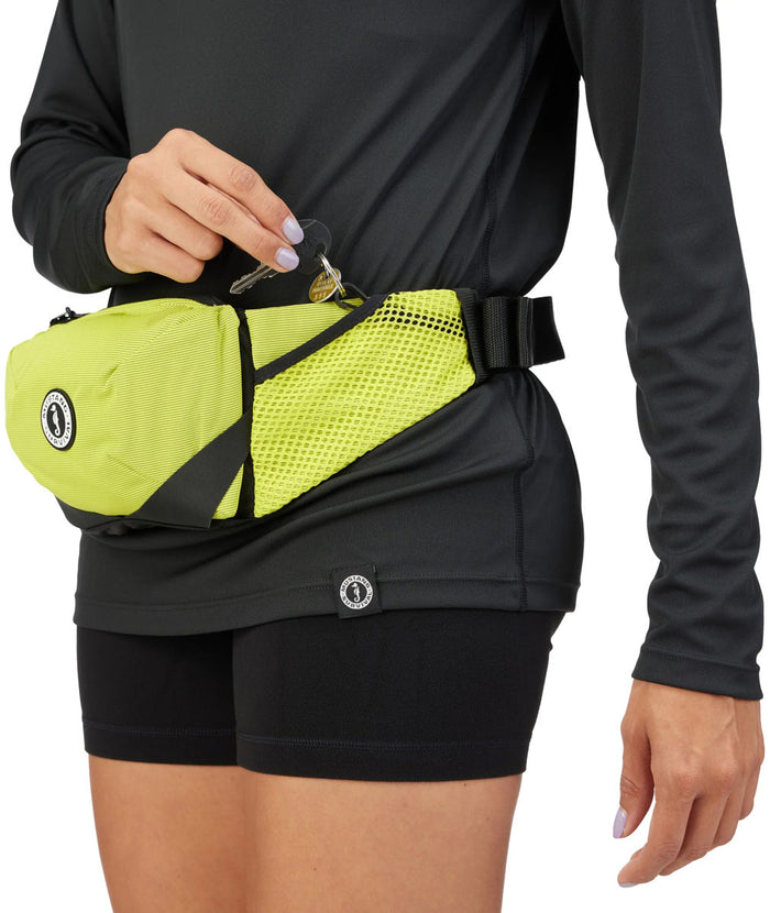 Essentialist Manual Inflatable Belt Pack