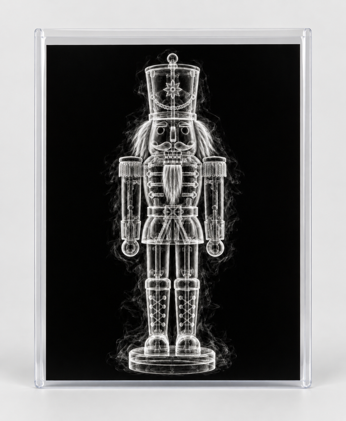 EXPOSED CHRISTMAS — NUTCRACKER in clear rigid card sleeve