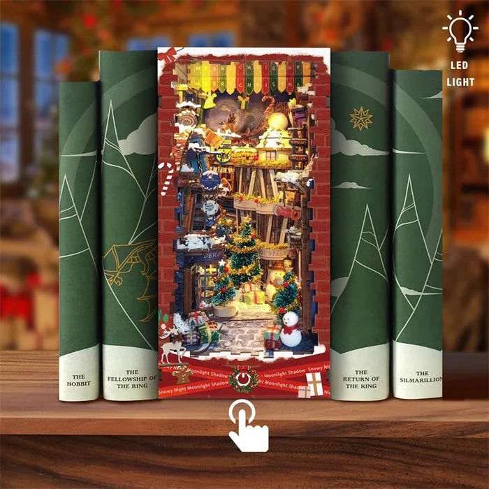 Moonlight Christmas – DIY book nook kit, HiNooki (image 6)