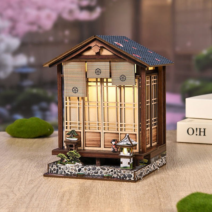 Moss-Lantern Garden – DIY book nook kit, HiNooki (image 5)