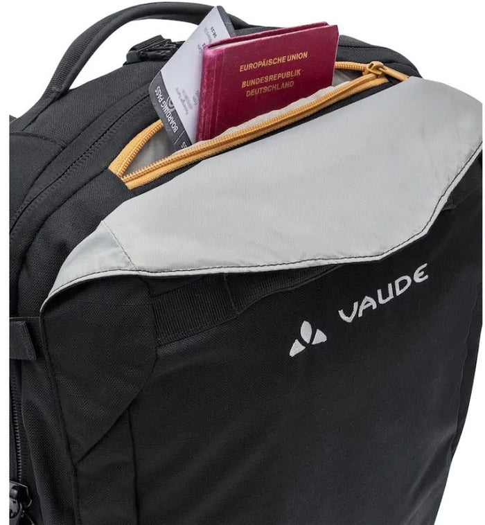 Mundo Proof 38 L Travel Backpack