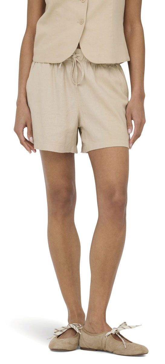 Onlgoa Shorts - Women's