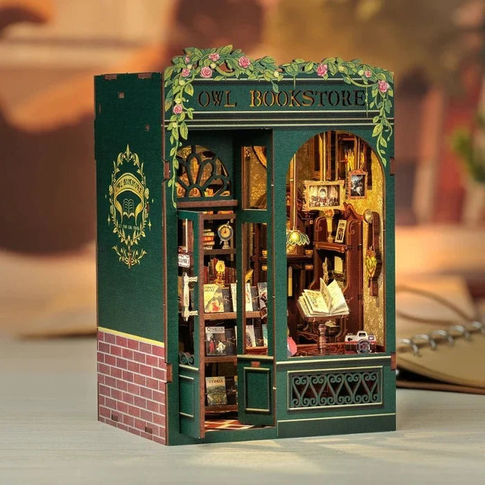 Owl Bookstore – DIY book nook kit, HiNooki (image 3)