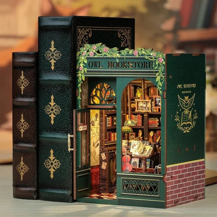 Owl Bookstore – DIY book nook kit, HiNooki (image 4)