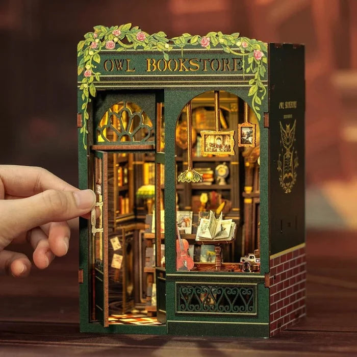 Owl Bookstore – DIY book nook kit, HiNooki (image 7)