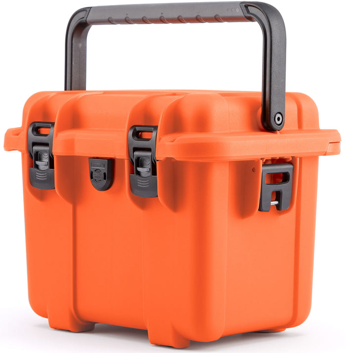 Trail 10 Compact Waterproof Hard Case - 11.2 L