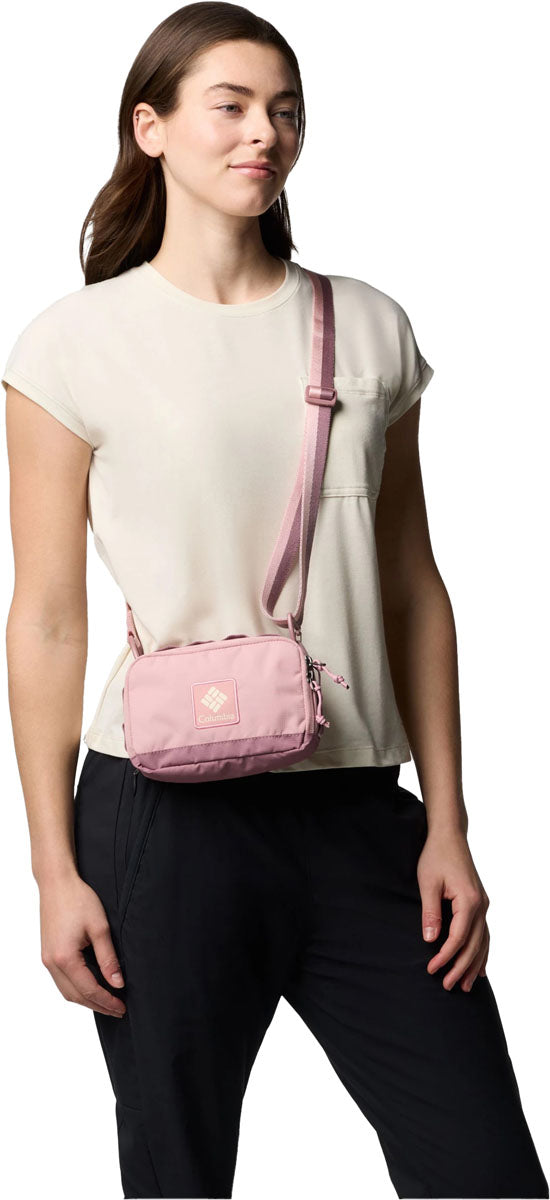 Trail Traveler Crossbody Bag - 1 L