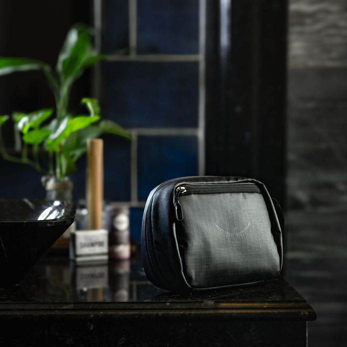 Transporter Large Toiletry Bag - 3.5 L