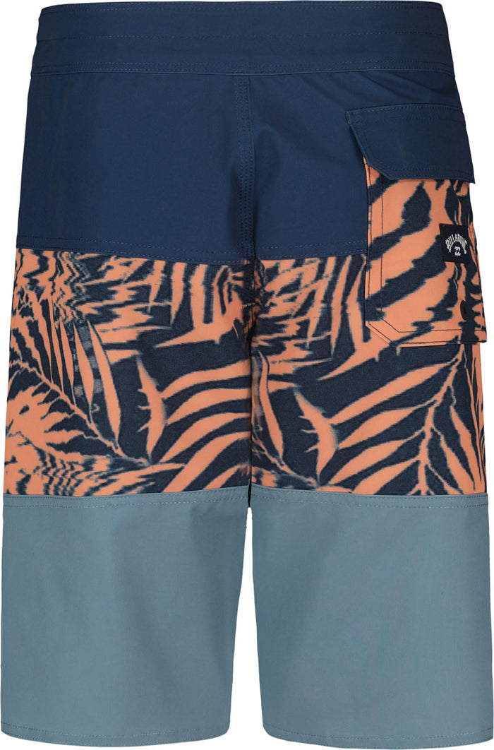 Tribong Pro Boardshorts - Boys'