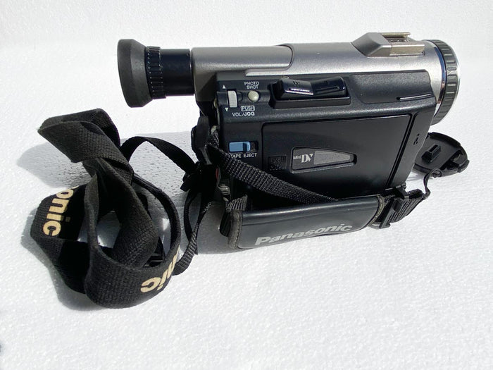 Vintage Panasonic PV-DV100 Mini-DV Camcorder Camera