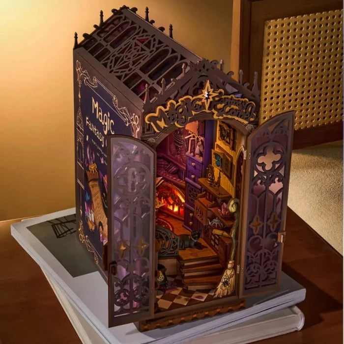 Witch's Fantasy Corner – DIY book nook kit, HiNooki (image 5)